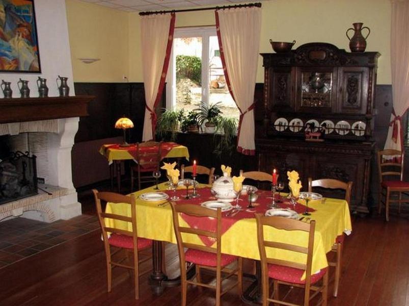 Bed and Breakfast Le Soleil Wildenstein Экстерьер фото